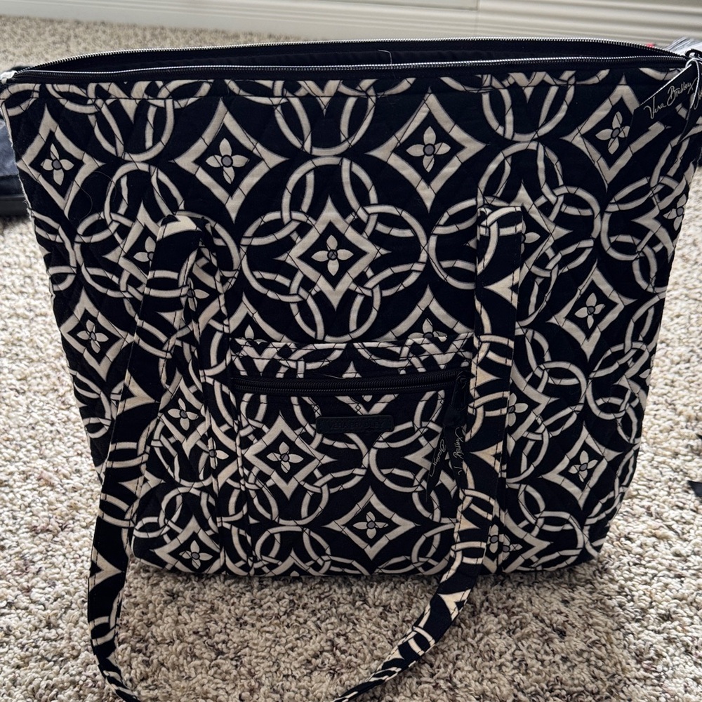 Vera Bradley small tote. Stylish Black and White Women's Bag